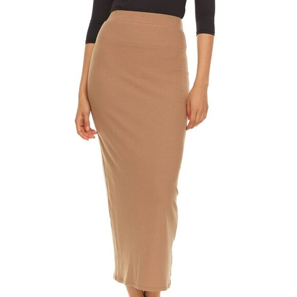 BGDK Dresses & Skirts - (M) NWT STRETCHY RIBBED TAN BODYCON PENCIL SKIRT